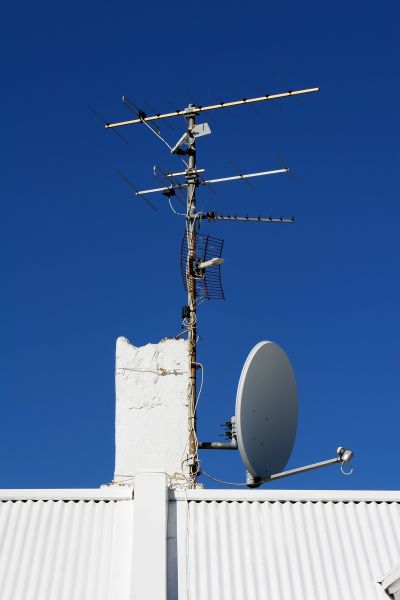 Roof Antenna Repair Service