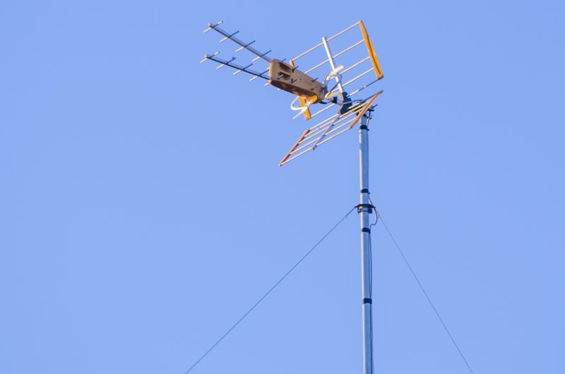 Outdoor Antennas